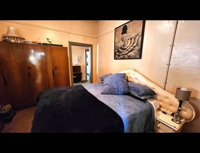 6 BEDROOM HOUSE FOR SALE IN PRIMROSE